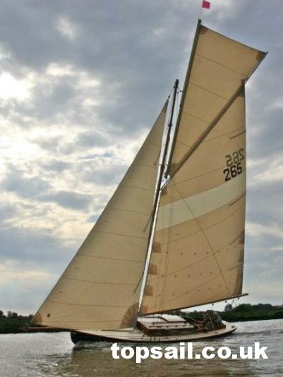 1986 Easticks 28 Custom River Cruiser (Electric)