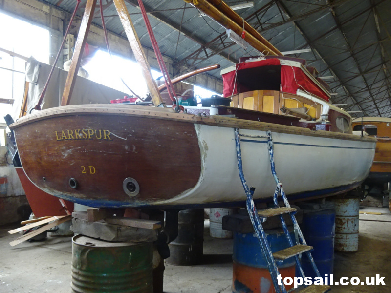 1980 Landamore 28 Broads Yacht Project (GRP Hull)