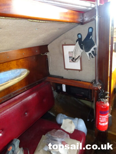 1980 Landamore 28 Broads Yacht Project (GRP Hull)