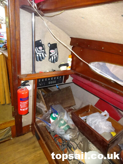 1980 Landamore 28 Broads Yacht Project (GRP Hull)