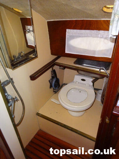 1980 Landamore 28 Broads Yacht Project (GRP Hull)