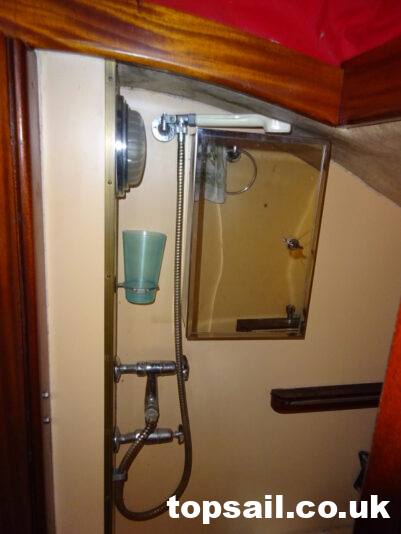 1980 Landamore 28 Broads Yacht Project (GRP Hull)