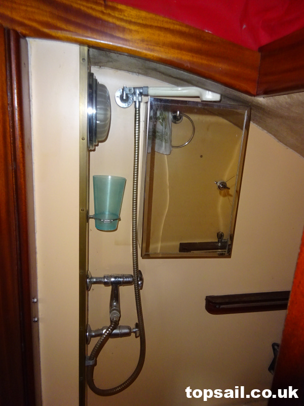 1980 Landamore 28 Broads Yacht Project (GRP Hull)