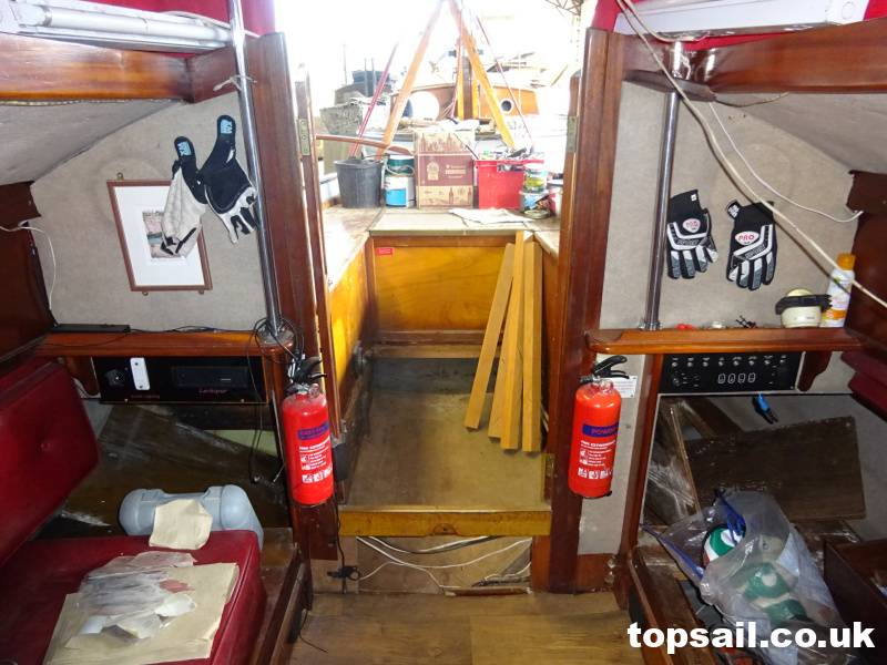 1980 Landamore 28 Broads Yacht Project (GRP Hull)