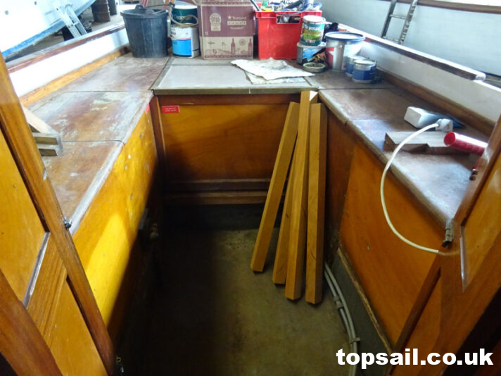 1980 Landamore 28 Broads Yacht Project (GRP Hull)