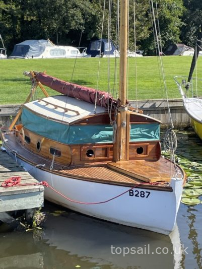 1930 Ernest Collins Whippet Class River Cruiser (with Trailer)