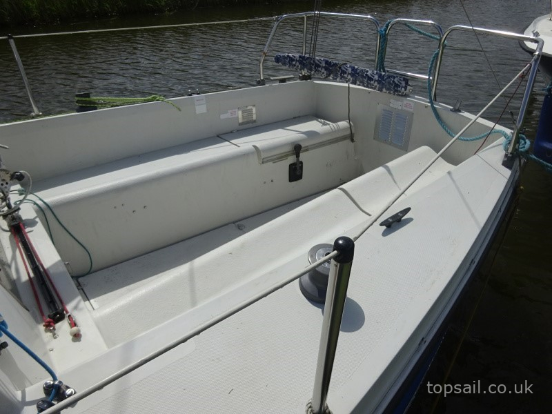 1984 Pegasus 700 (Shallow Fin)