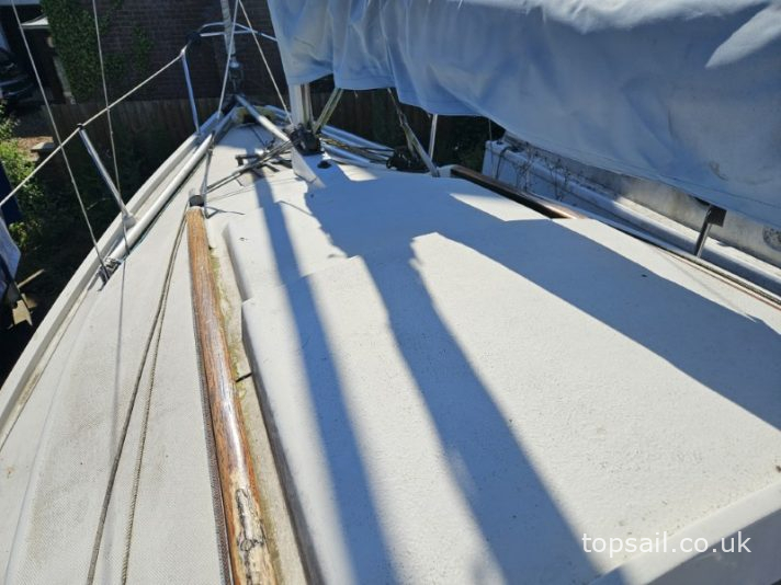 1984 Pegasus 700 (Shallow Fin)