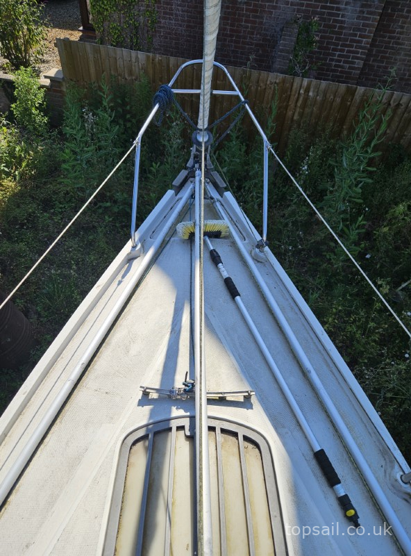 1984 Pegasus 700 (Shallow Fin)