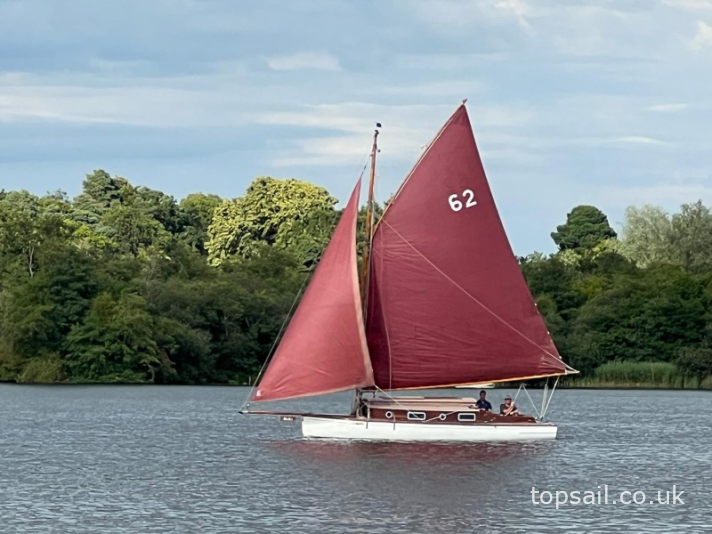 1948 Powles Wanderbird/Playmate River Cruiser Class