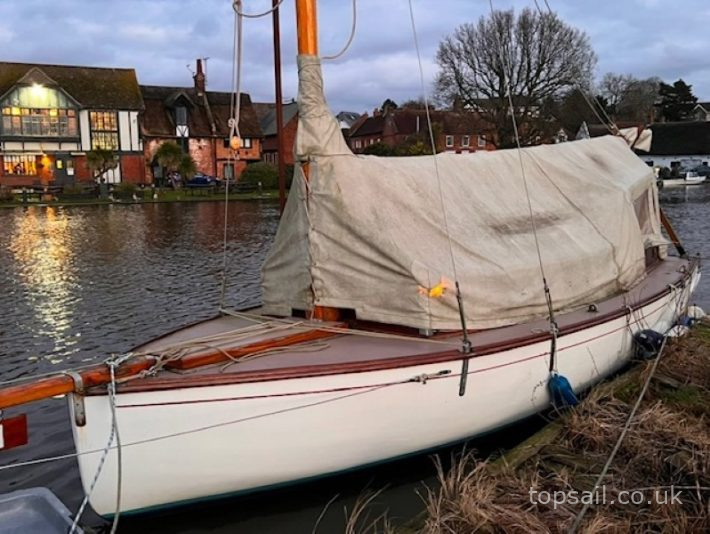 1948 Powles Wanderbird/Playmate River Cruiser Class