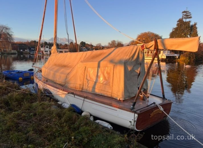 1948 Powles Wanderbird/Playmate River Cruiser Class