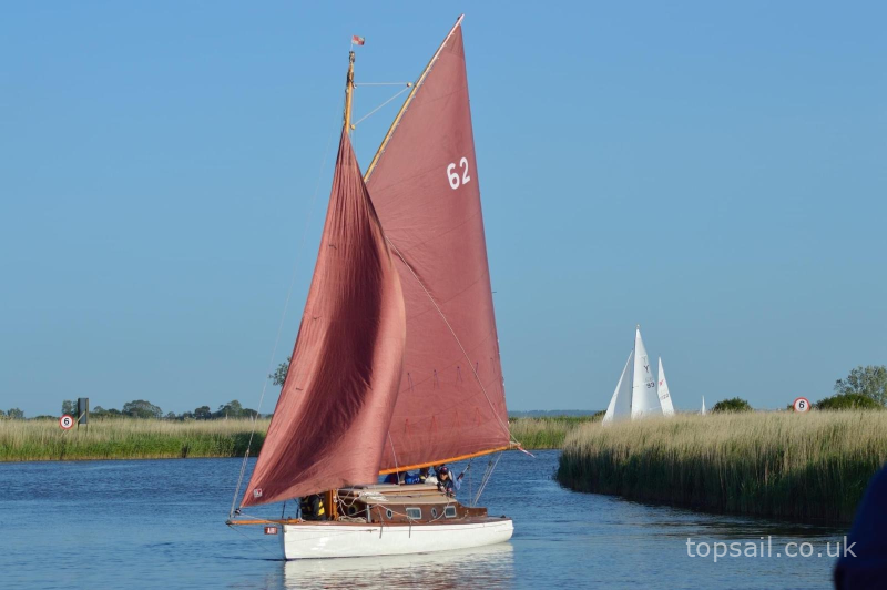 1948 Powles Wanderbird/Playmate River Cruiser Class