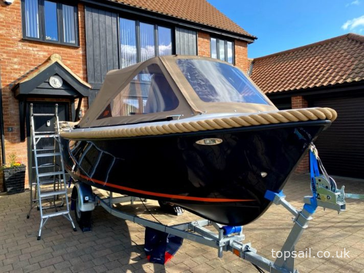 2022 Maxima 550 Sloop