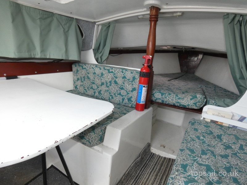 1978 Russell Marine Jaguar 22