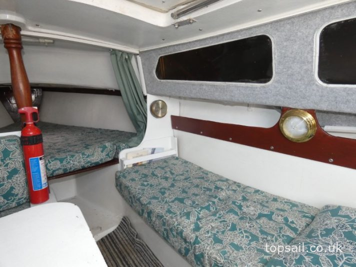 1978 Russell Marine Jaguar 22