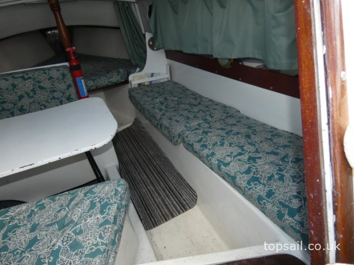 1978 Russell Marine Jaguar 22