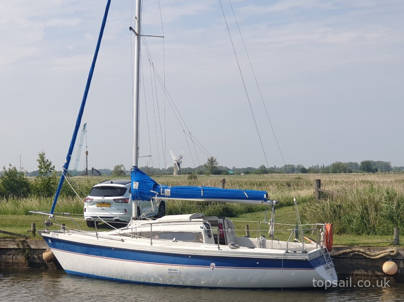 1985 Pegasus 700 (Shallow Fin)