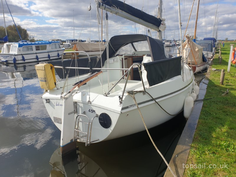 1996 Hunter Horizon 232