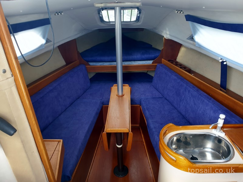 1996 Hunter Horizon 232