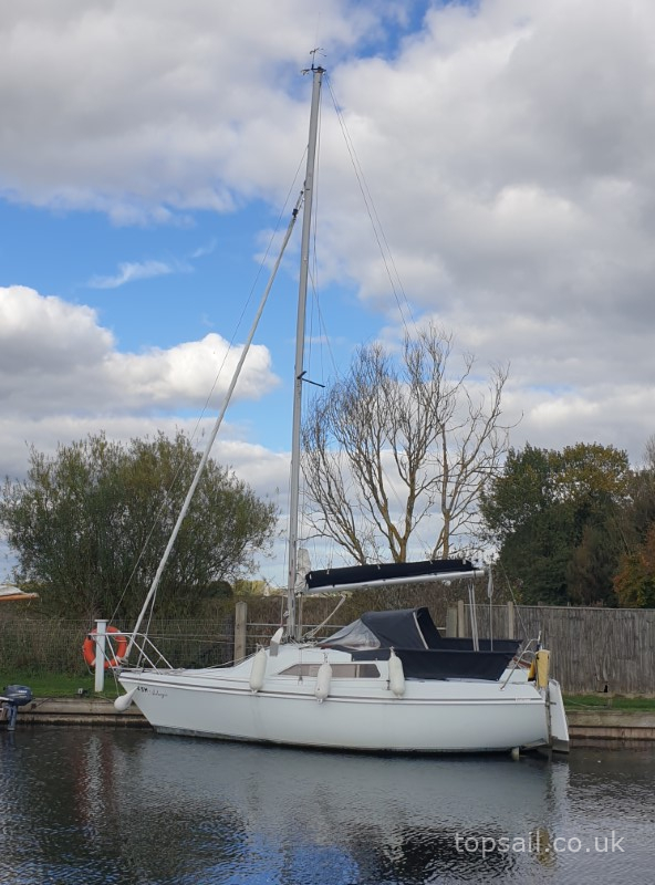 1996 Hunter Horizon 232