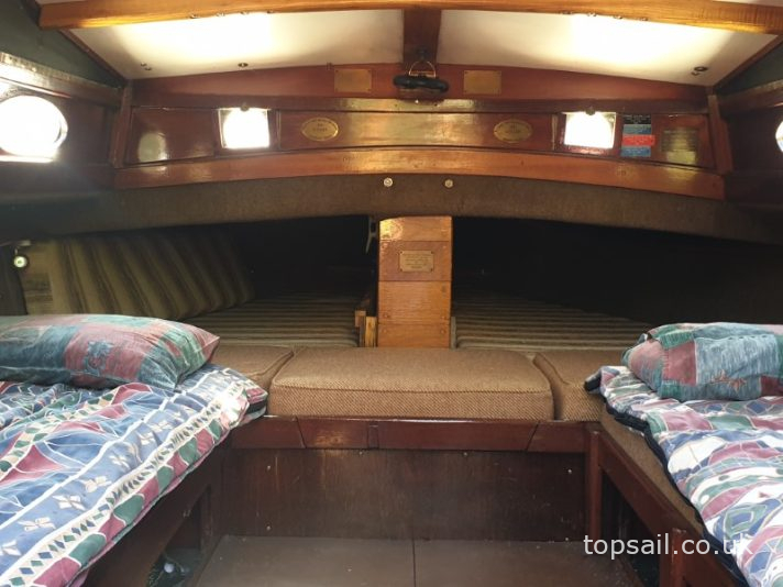 1986 Easticks 28 Custom River Cruiser (Electric)