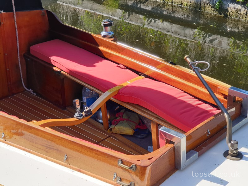 1986 Easticks 28 Custom River Cruiser (Electric)