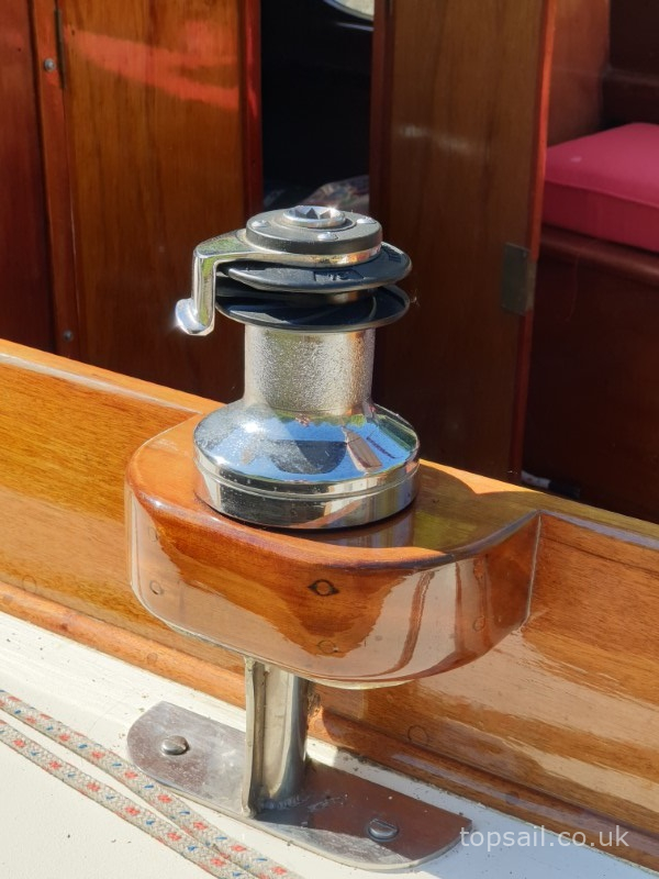 1986 Easticks 28 Custom River Cruiser (Electric)