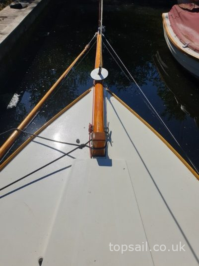 1986 Easticks 28 Custom River Cruiser (Electric)