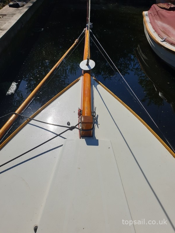 1986 Easticks 28 Custom River Cruiser (Electric)