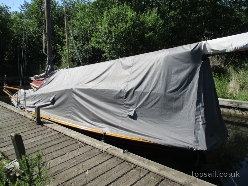 1986 Easticks 28 Custom River Cruiser (Electric)