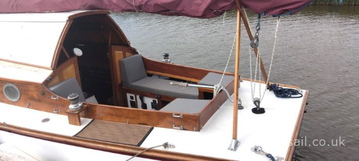 1930s Applegate Cordon Rouge Class River Cruiser