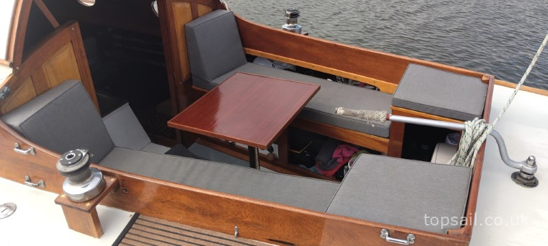 1930s Applegate Cordon Rouge Class River Cruiser