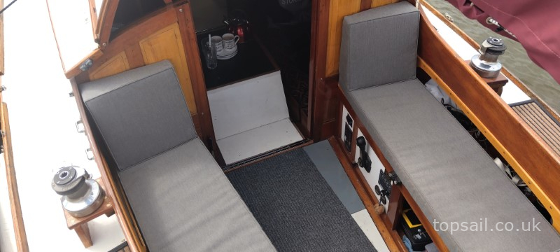 1930s Applegate Cordon Rouge Class River Cruiser