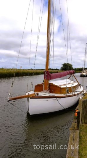 1930s Applegate Cordon Rouge Class River Cruiser