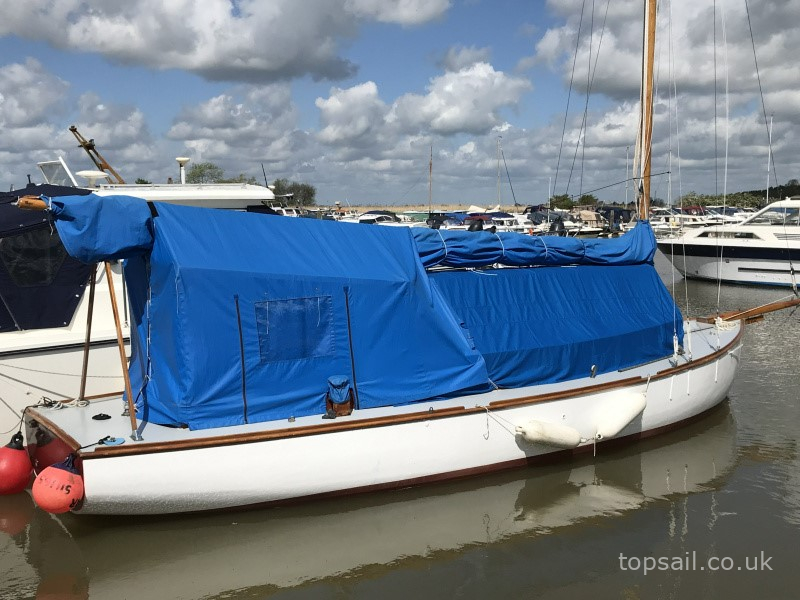 1930s Applegate Cordon Rouge Class River Cruiser