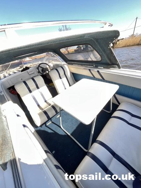 2000 Broom Scorpio Day Boat (With Trailer)