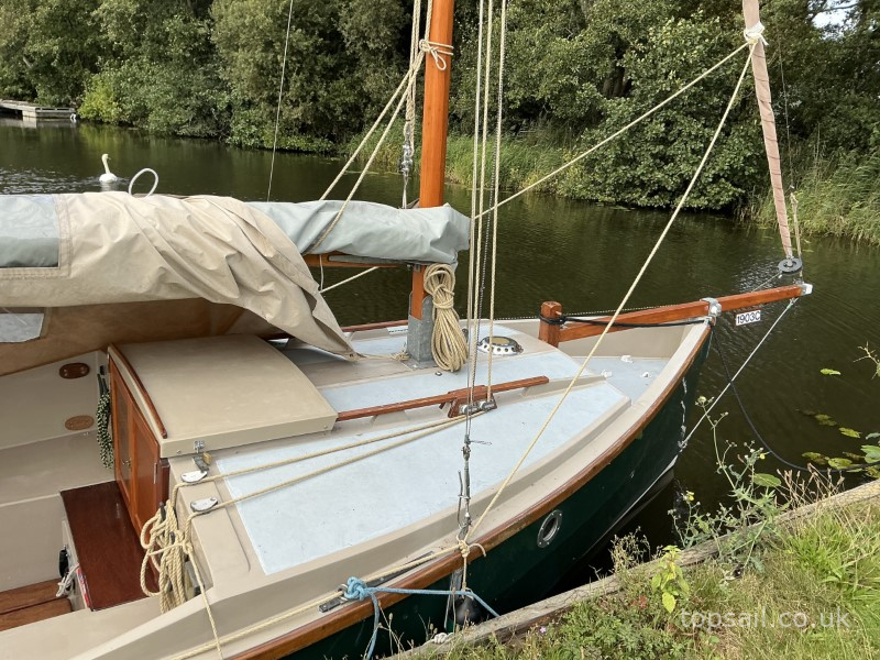 1985 Cornish Crabber Shrimper 19 Mk1 (With Trailer)