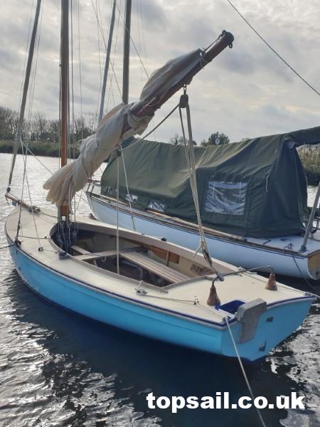 2004 Salterns Tela GRP Day Sailer (With Trailer)
