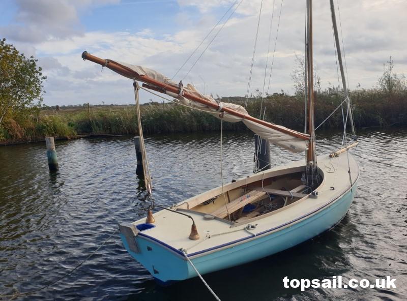 2004 Salterns Tela GRP Day Sailer (With Trailer)