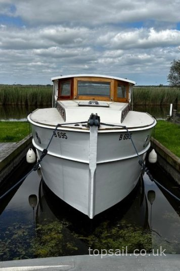 1938 Dawncraft Crimson Dawn Motor Cruiser