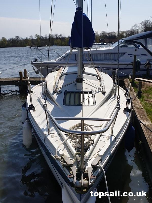 1986 Pegasus 700 (Shallow Fin Keel)