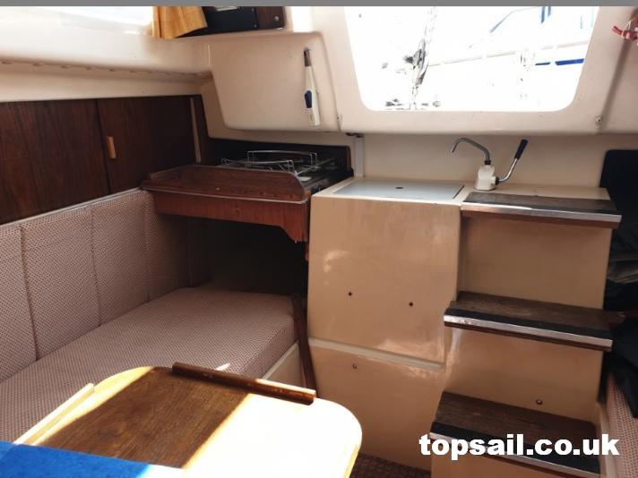 1986 Pegasus 700 (Shallow Fin Keel)