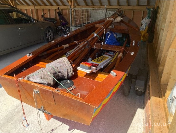 11ft Heron Class Dinghy (with Trailer)
