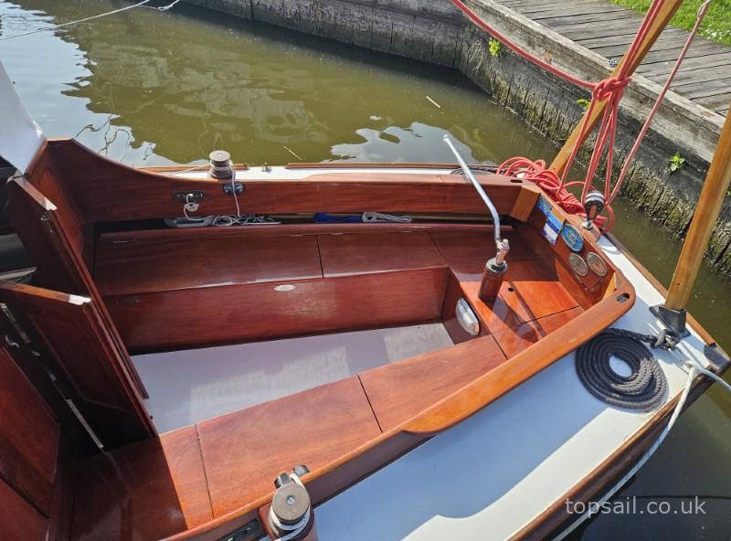 1953 Grebe River Cruiser Class #274