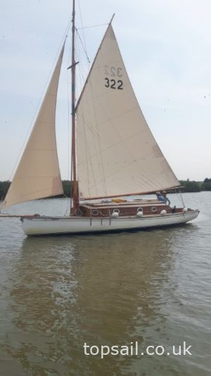 1993 Farrington 30 RCC #322 (GRP Hull)