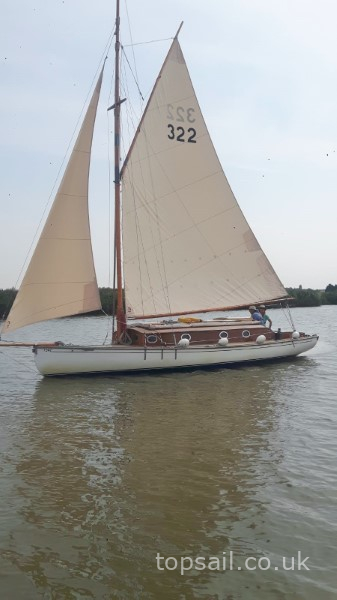 1993 Farrington 30 RCC #322 (GRP Hull)