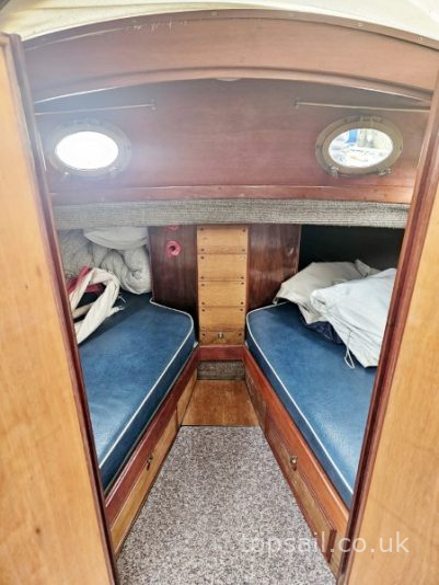 1993 Farrington 30 RCC #322 (GRP Hull)