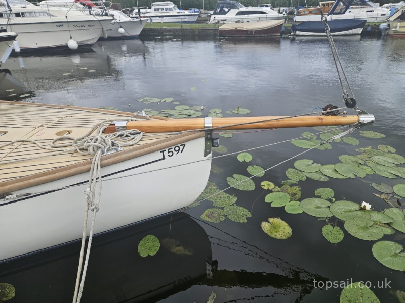 1993 Farrington 30 RCC #322 (GRP Hull)