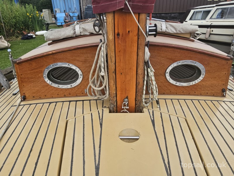 1993 Farrington 30 RCC #322 (GRP Hull)